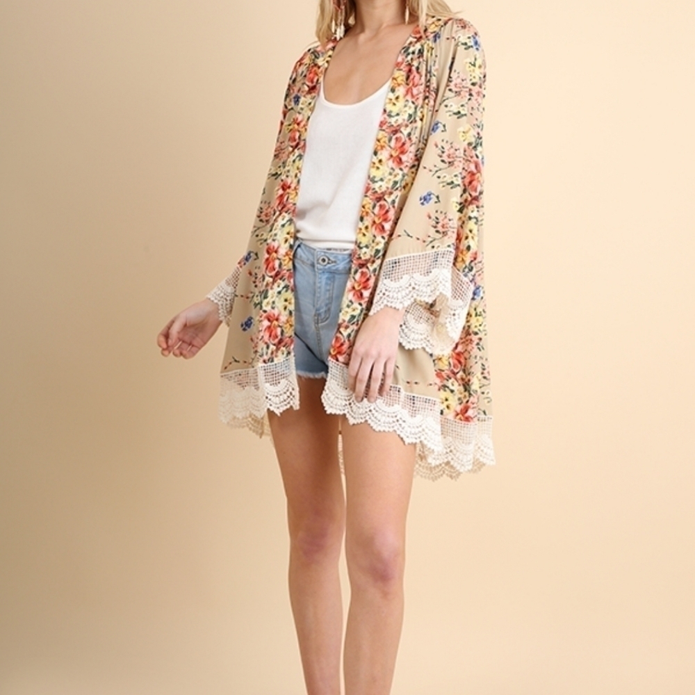 Umgee Flower Bomb kimono